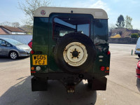 LAND ROVER DEFENDER 110