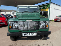 LAND ROVER DEFENDER 110