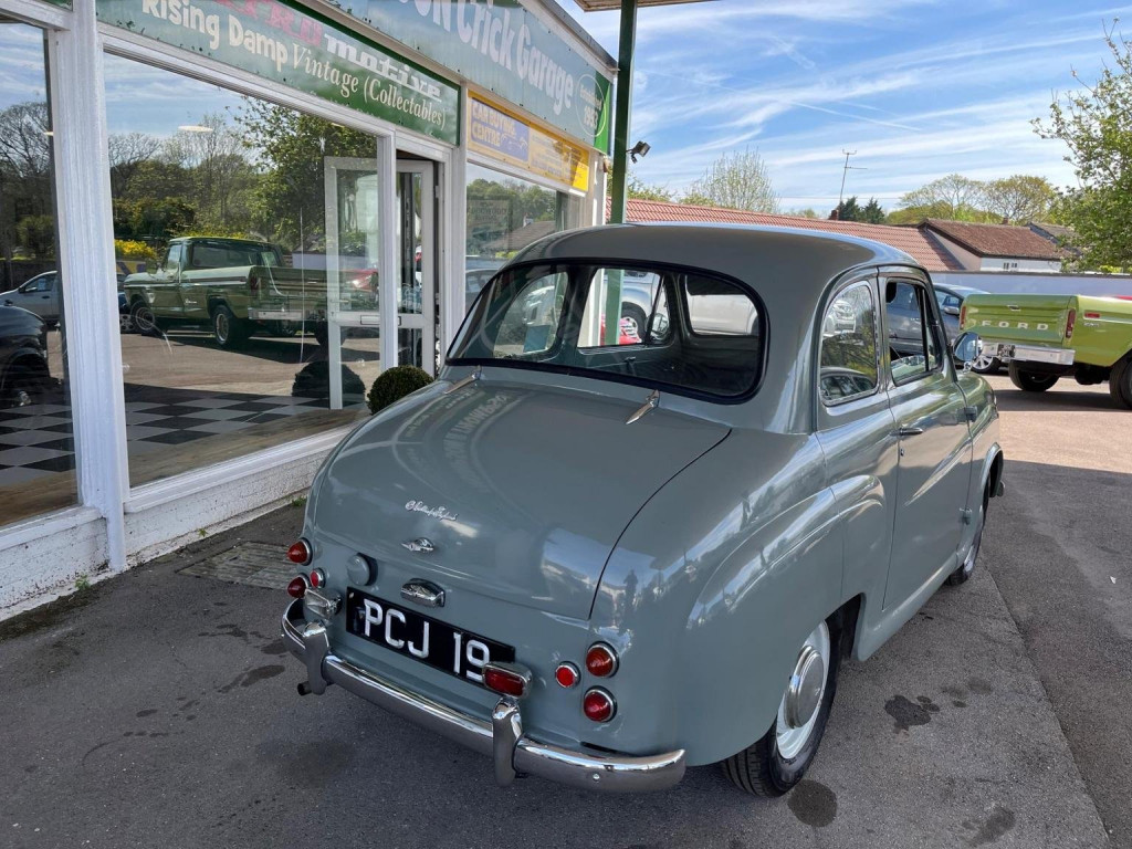 AUSTIN A35
