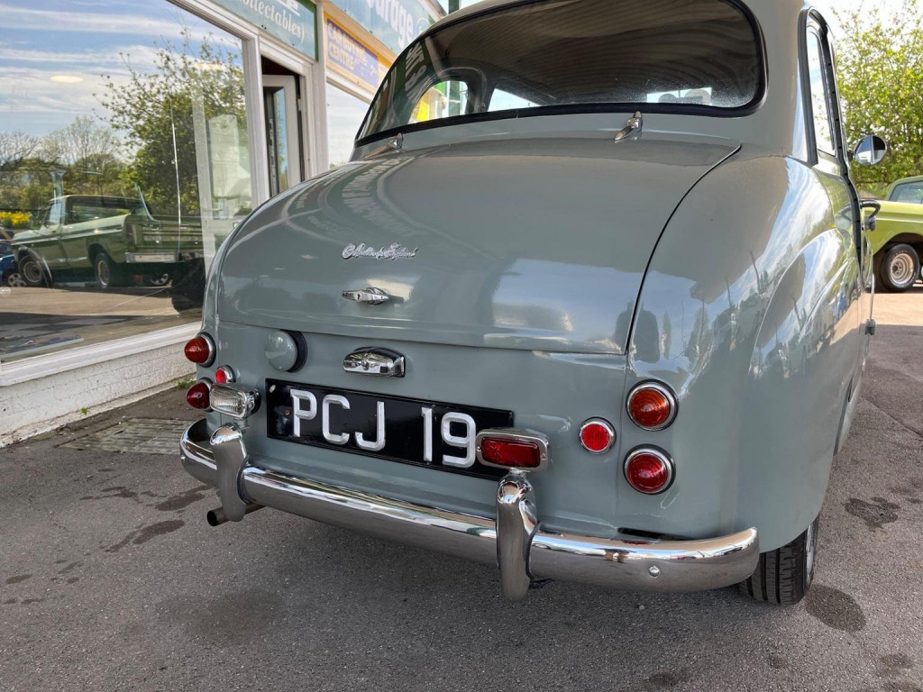 AUSTIN A35