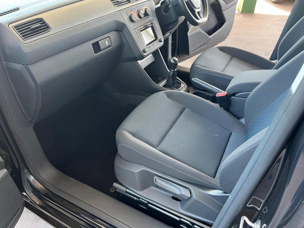 VOLKSWAGEN CADDY MAXI LIFE