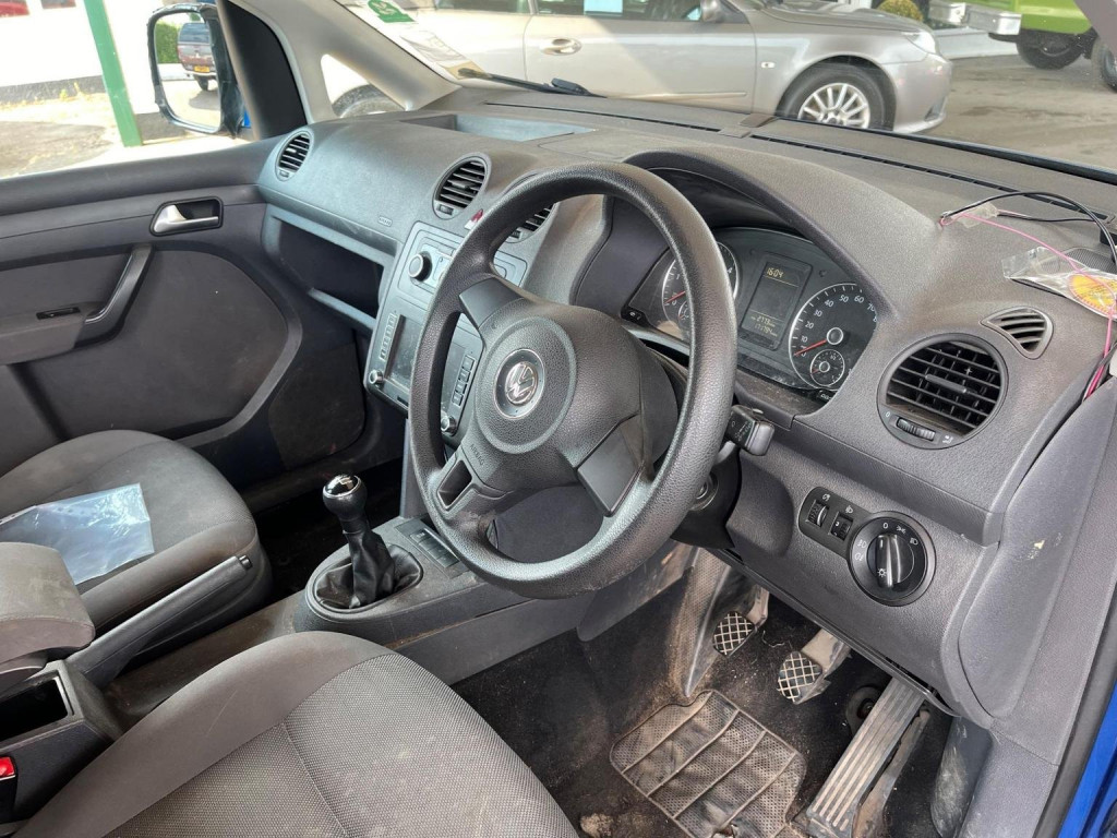 VOLKSWAGEN CADDY MAXI