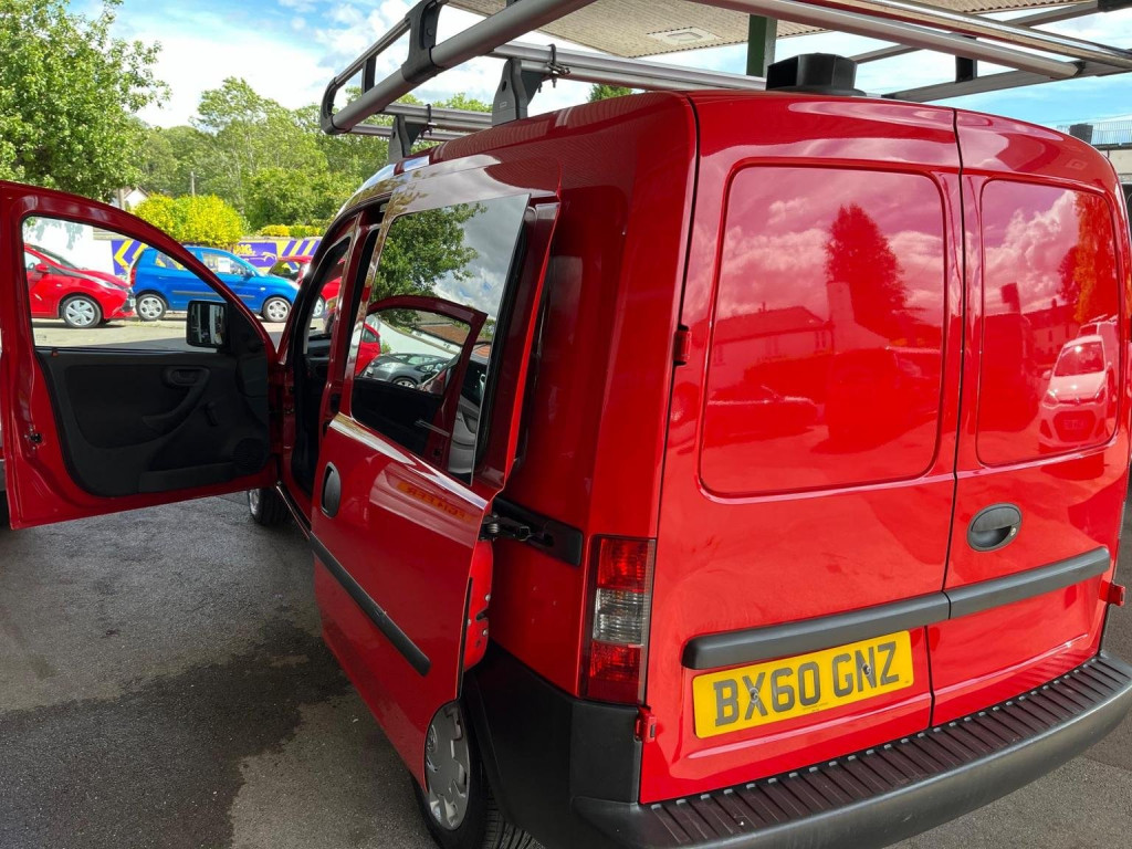 VAUXHALL COMBO