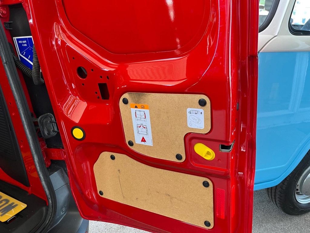 FORD TRANSIT CONNECT