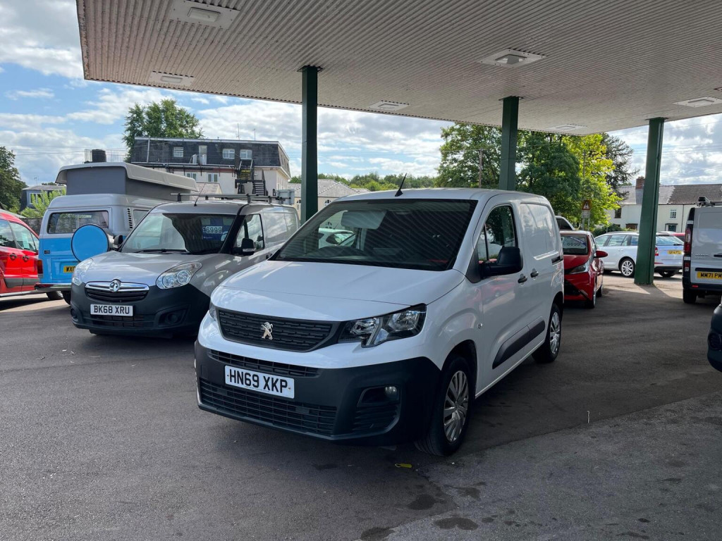 PEUGEOT PARTNER