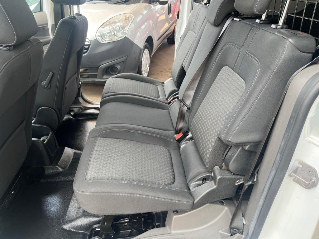 FORD TRANSIT CONNECT
