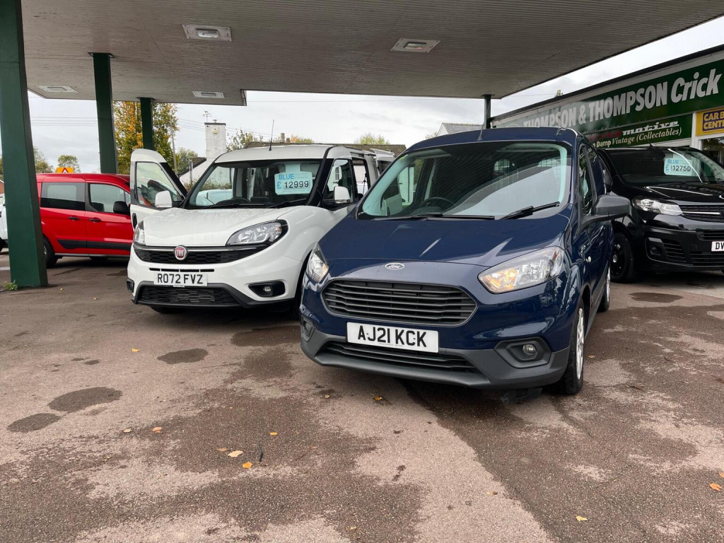 FORD TRANSIT COURIER