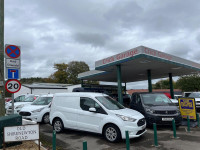 FORD TRANSIT COURIER