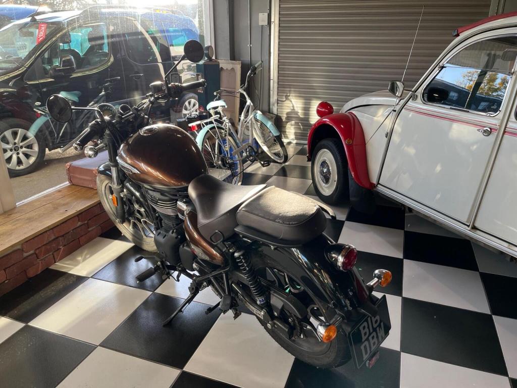 ROYAL ENFIELD METEOR