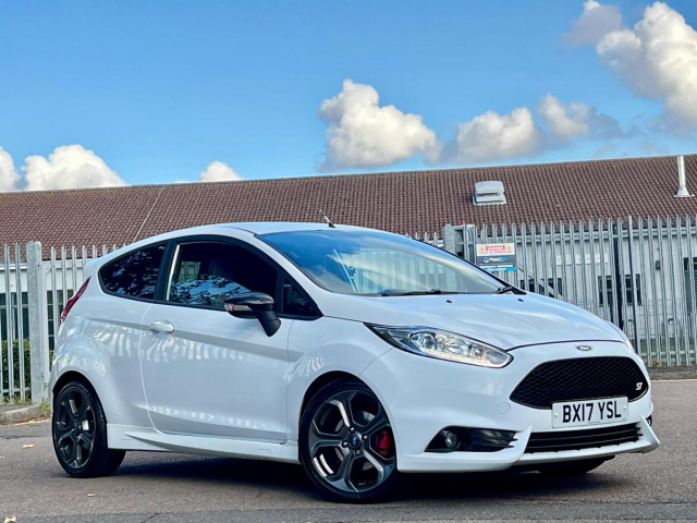 FORD FIESTA 1.6T EcoBoost ST-2 Euro 6 3dr