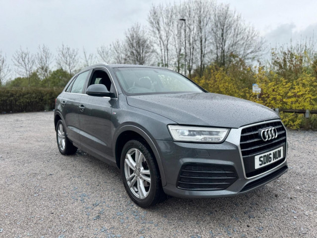 AUDI Q3 2.0 TDI S line
