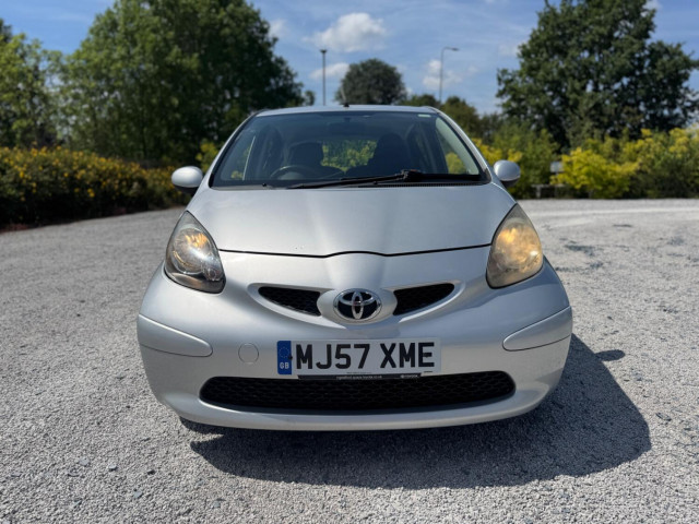 TOYOTA AYGO 1.0 VVT-i Platinum