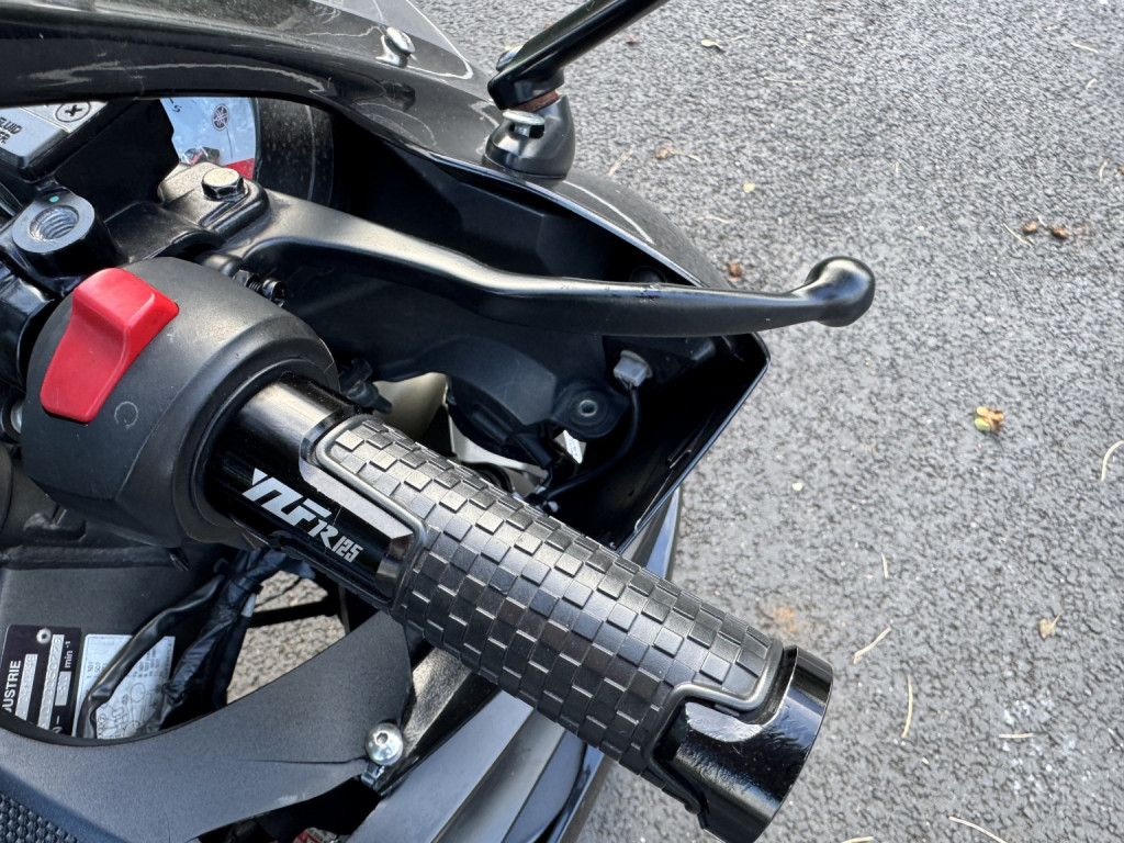 YAMAHA R125