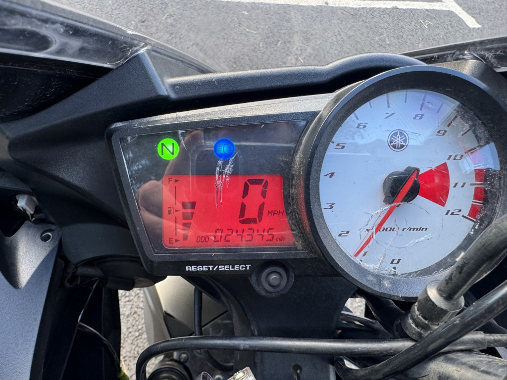 YAMAHA R125