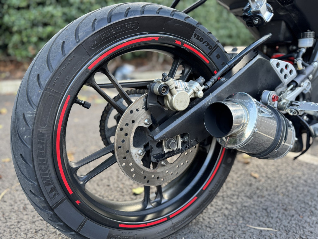 YAMAHA R125