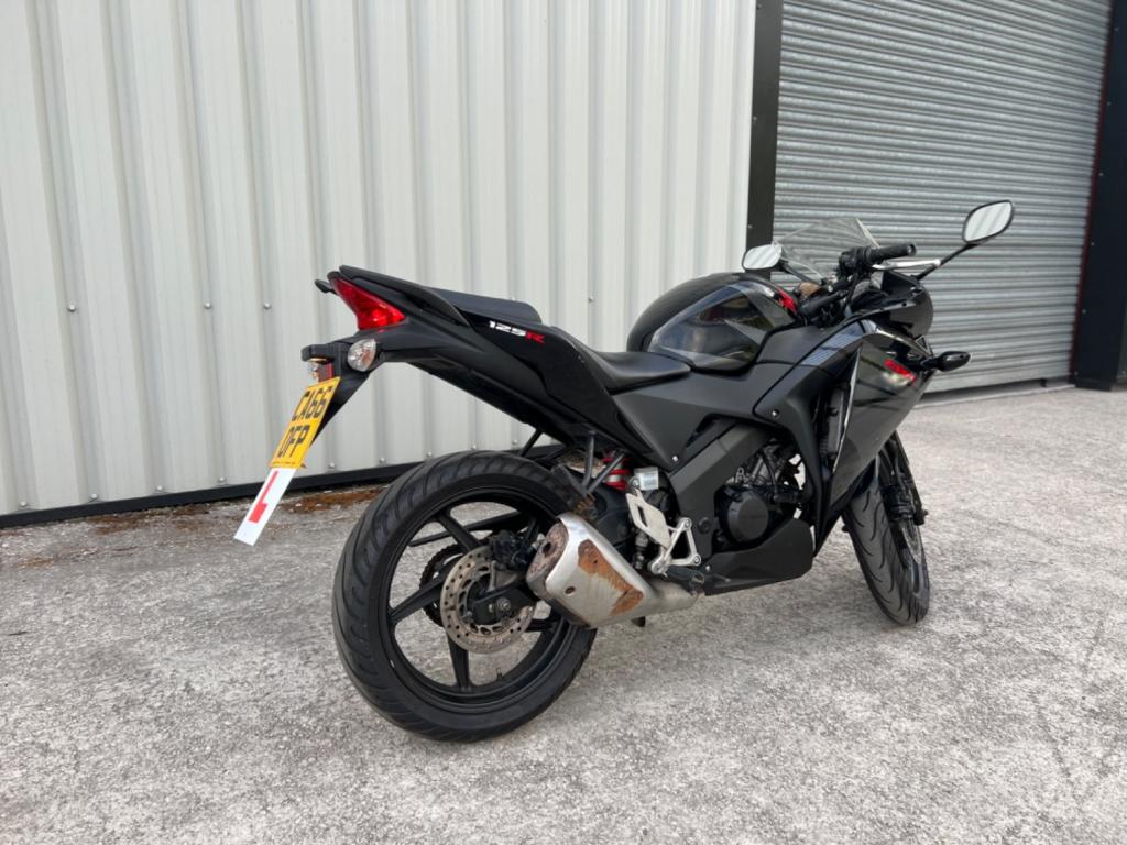 HONDA CBR125R