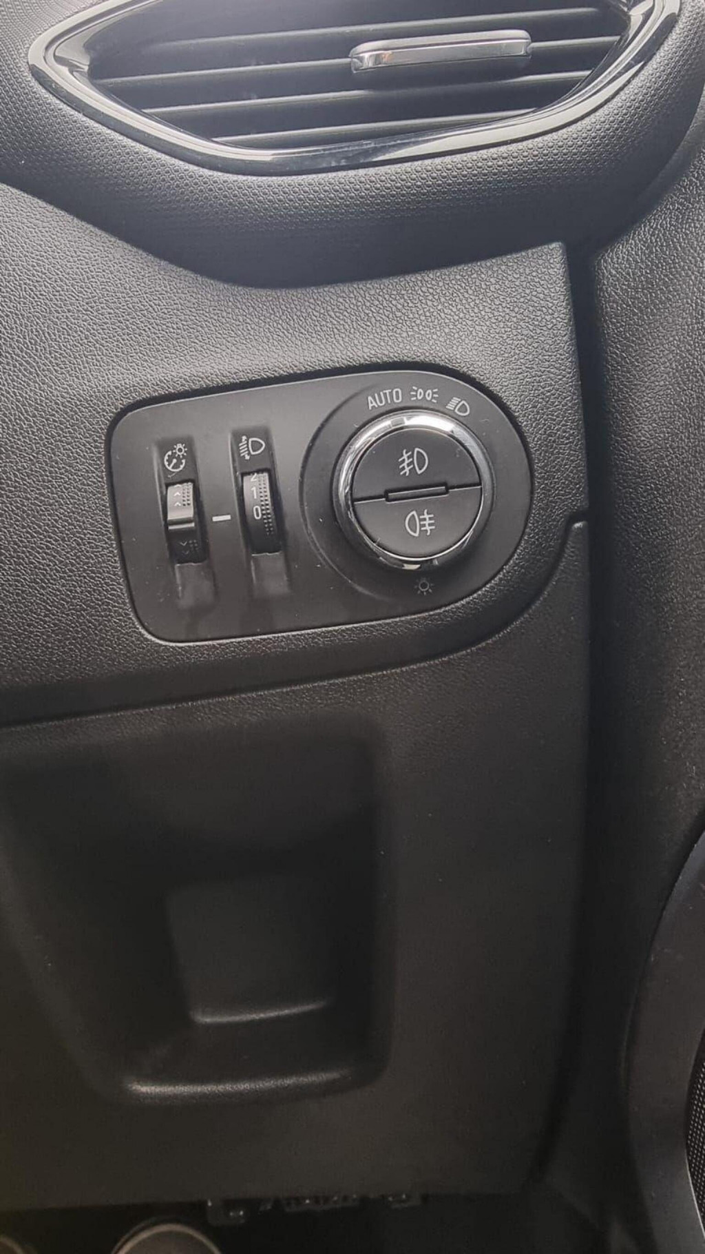 VAUXHALL CROSSLAND X