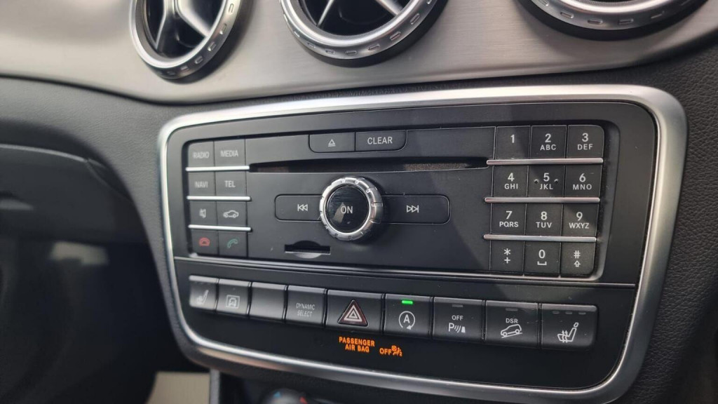 MERCEDES-BENZ GLA CLASS