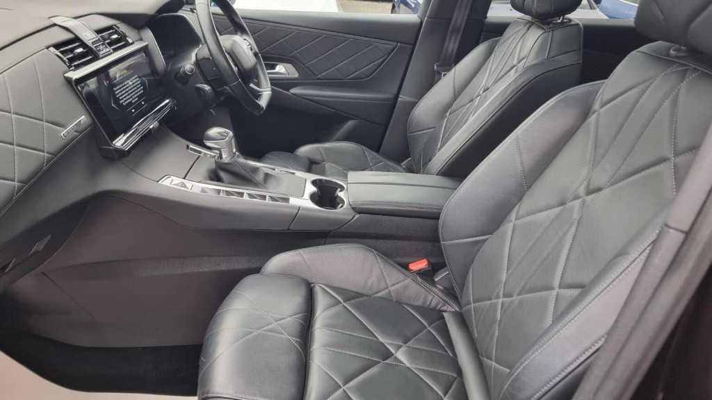 DS AUTOMOBILES DS 7 CROSSBACK