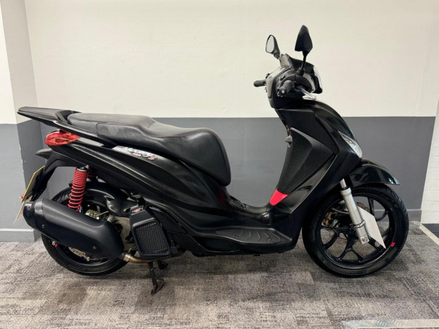PIAGGIO Medley 125