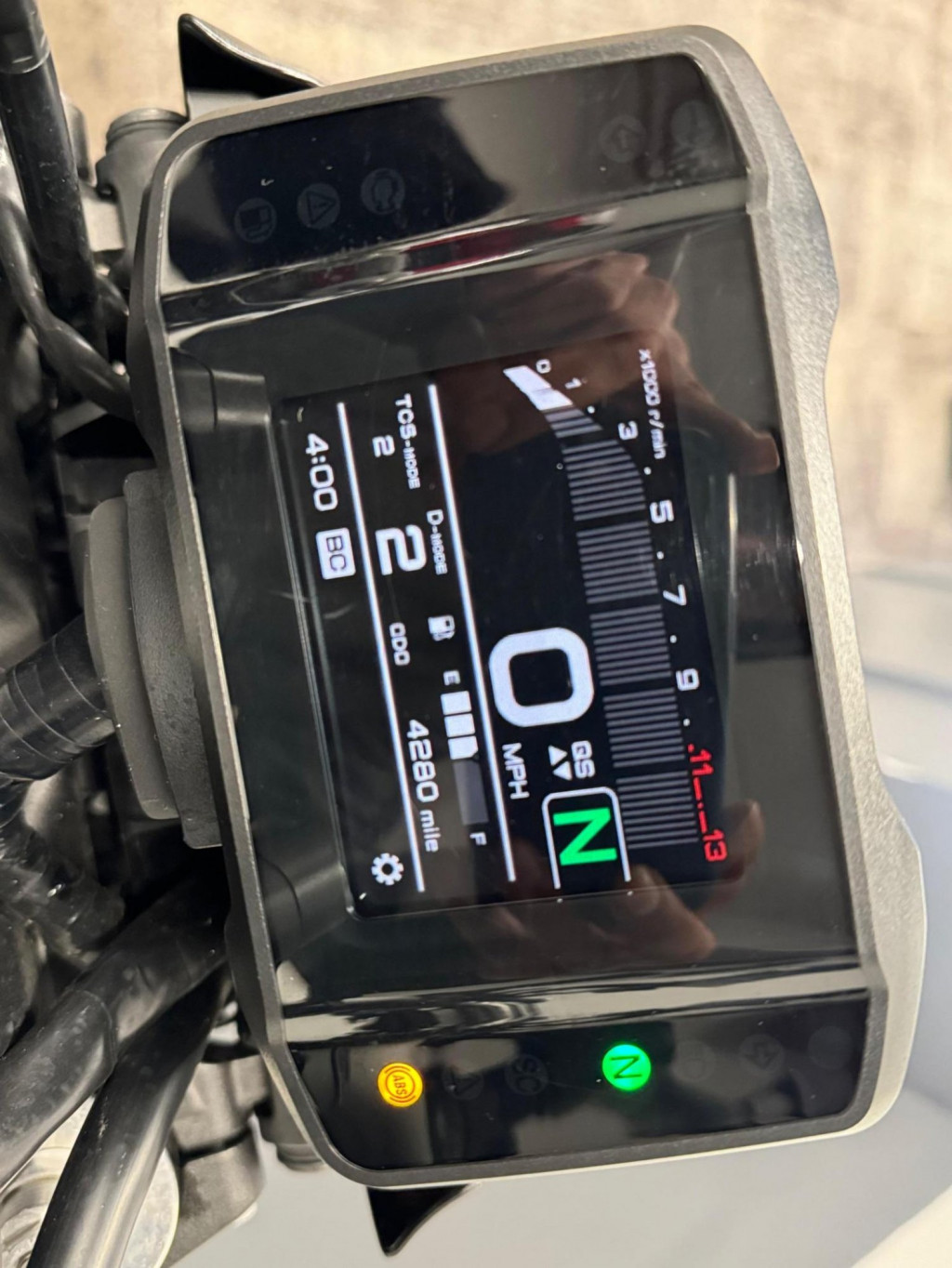YAMAHA MT-09