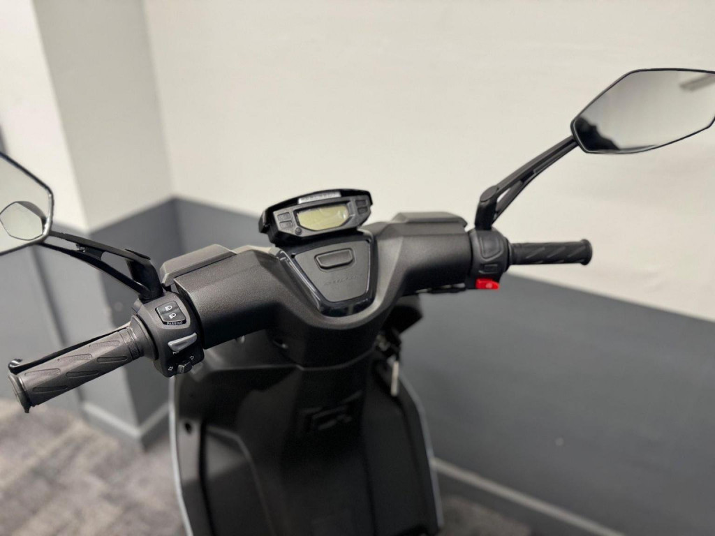 PEUGEOT SPEEDFIGHT 125