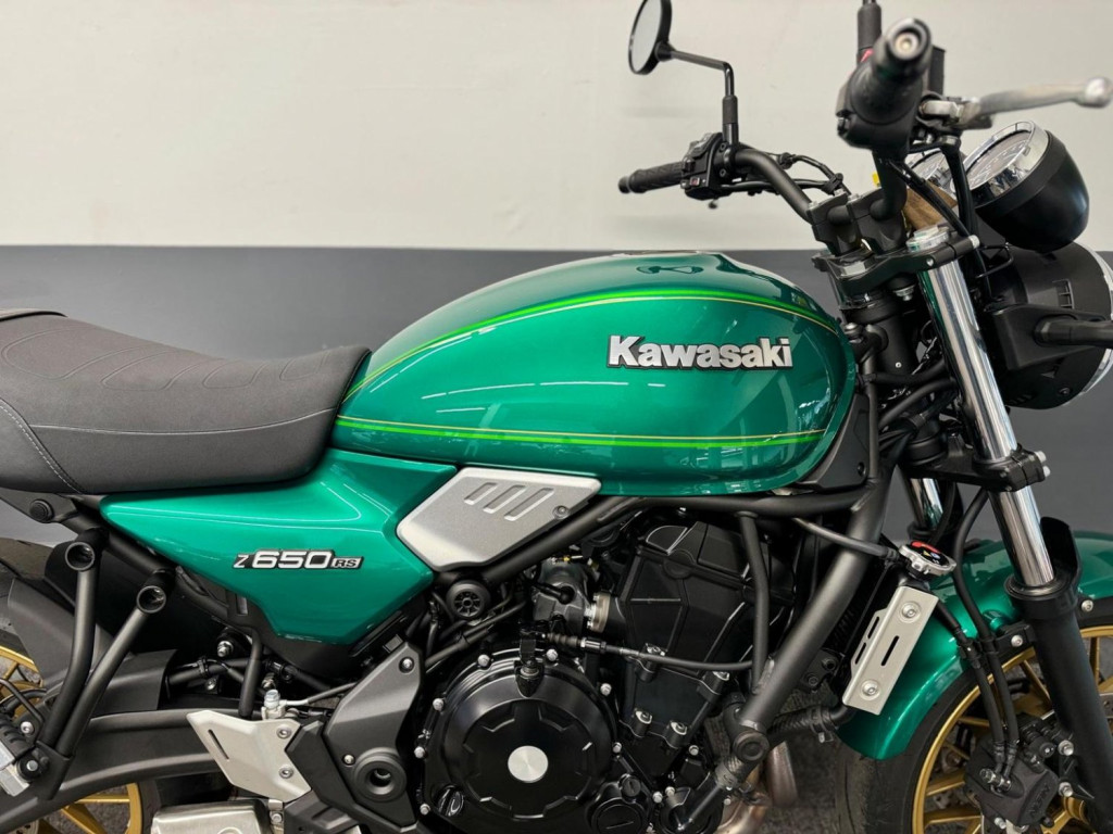 KAWASAKI Z650