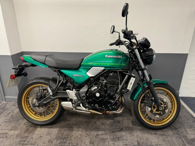 KAWASAKI Z650