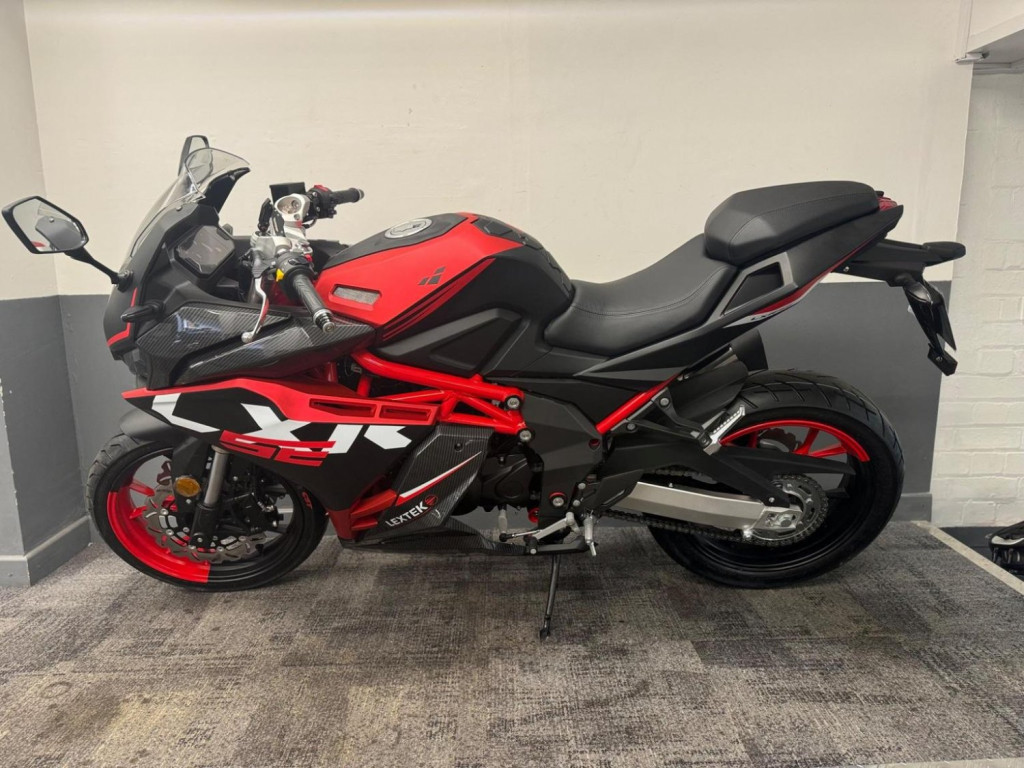 LEXMOTO LXR