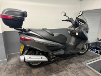 SUZUKI UH