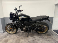 YAMAHA XSR700