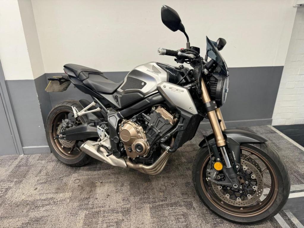 HONDA CB650R