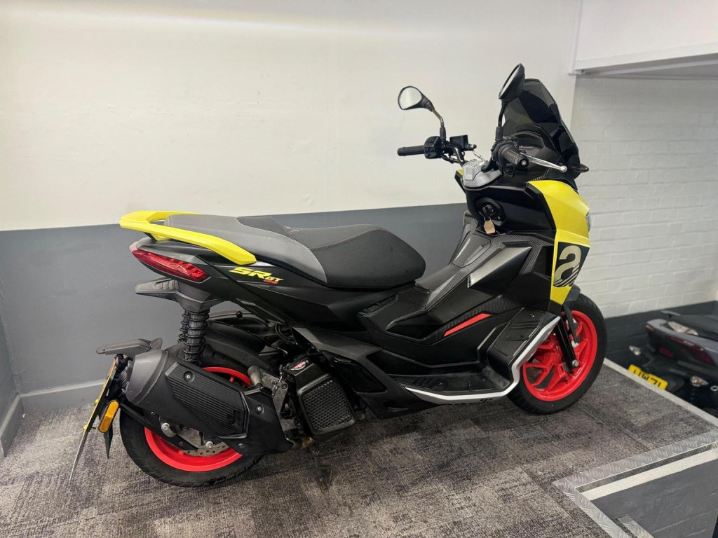APRILIA SR