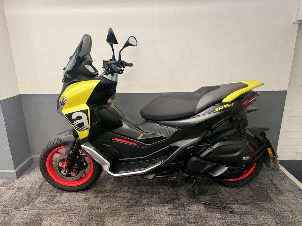 APRILIA SR
