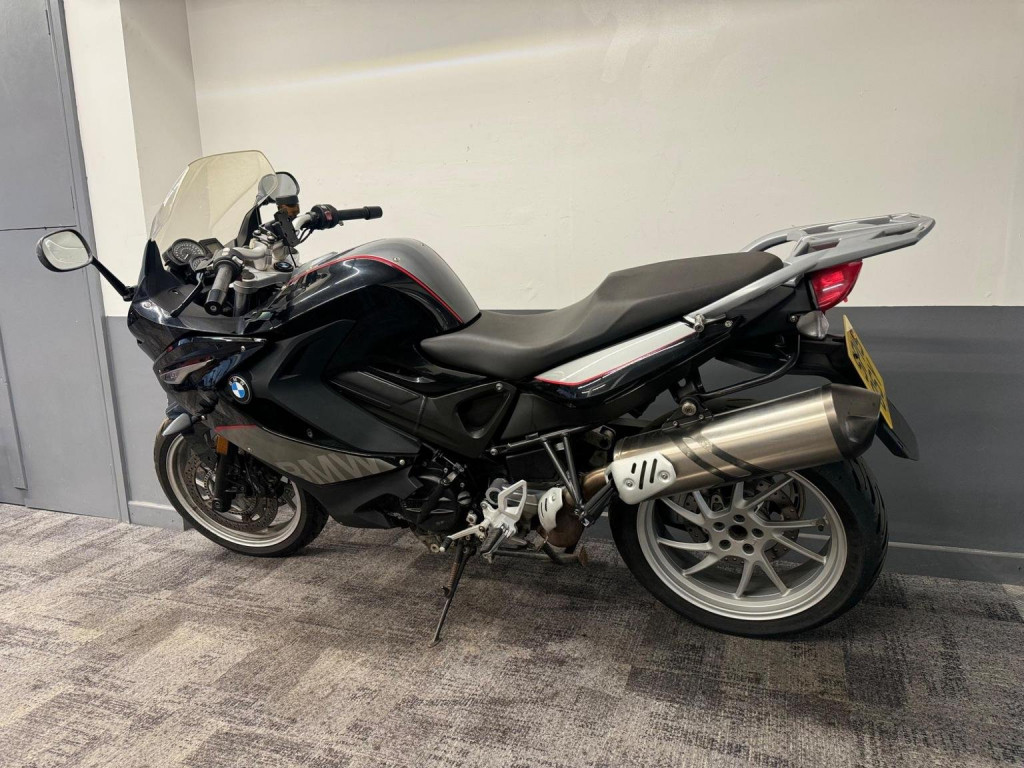 BMW F800GT