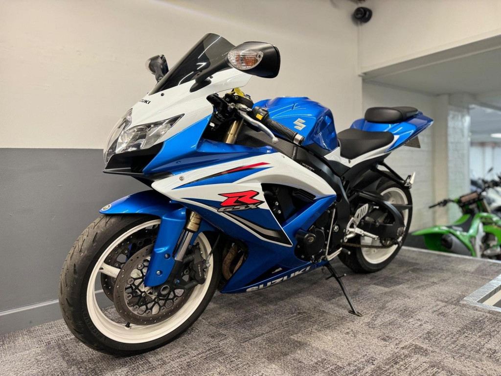 SUZUKI GSXR600