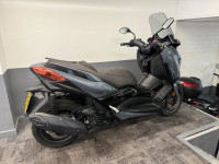 YAMAHA 