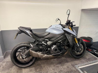 SUZUKI GSX-S1000