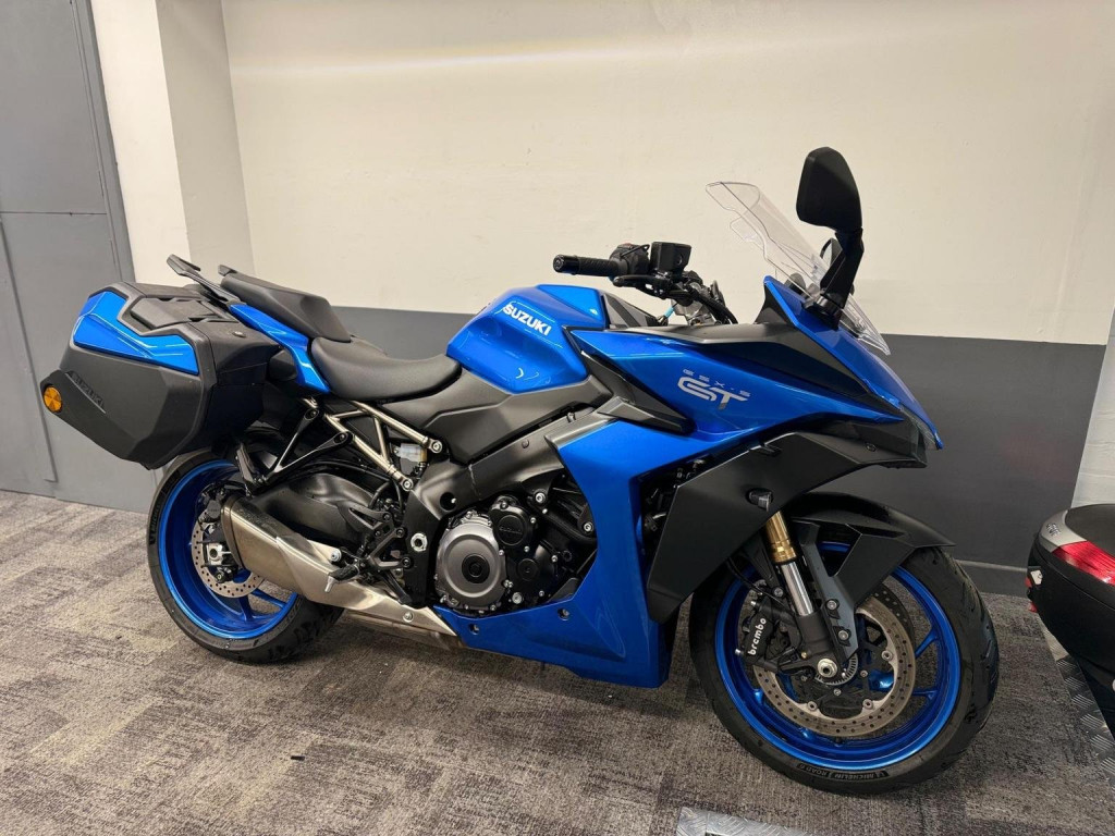 SUZUKI GSX