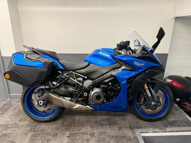 SUZUKI GSX-S1000GT+
