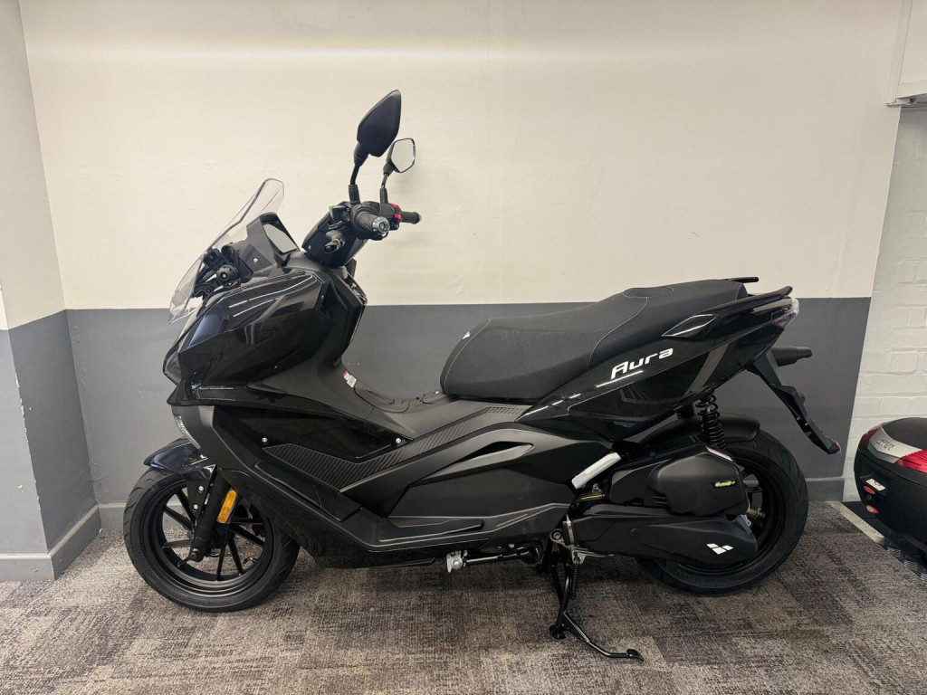 LEXMOTO AURA 125