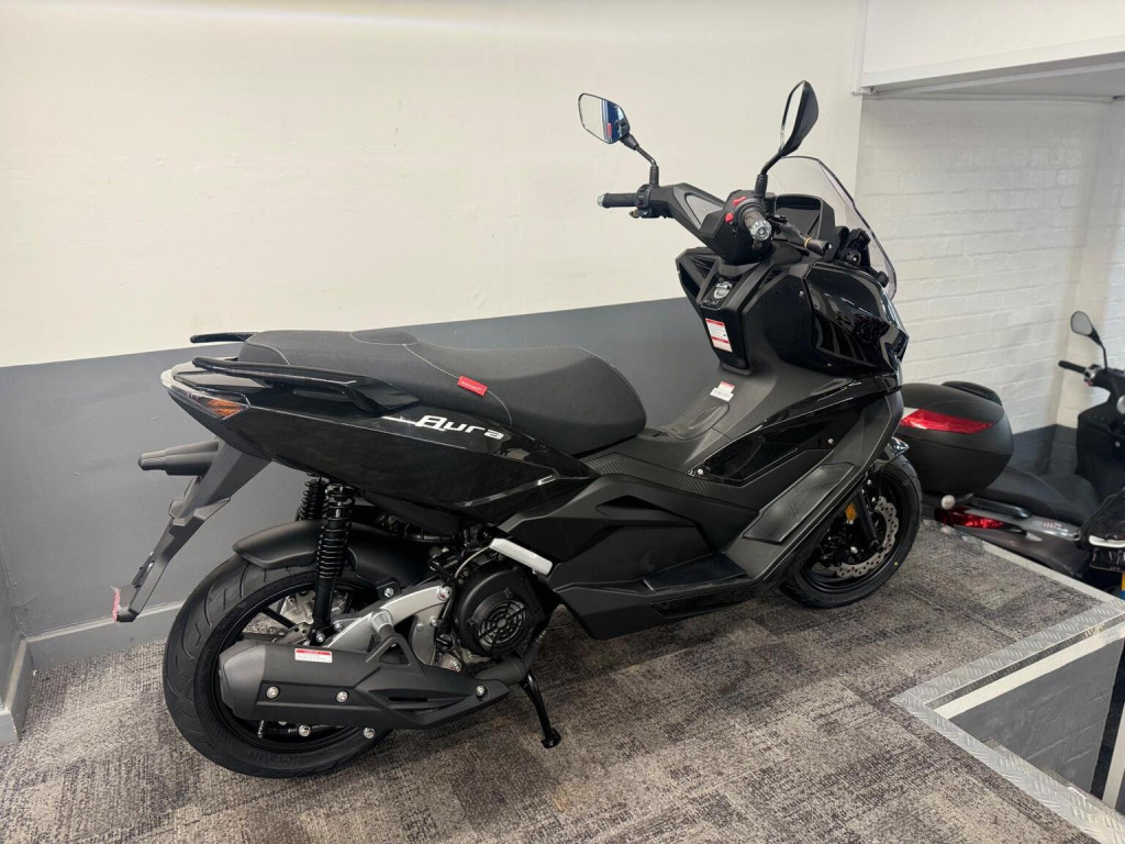 LEXMOTO AURA 125