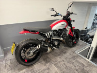 DUCATI SCRAMBLER 800