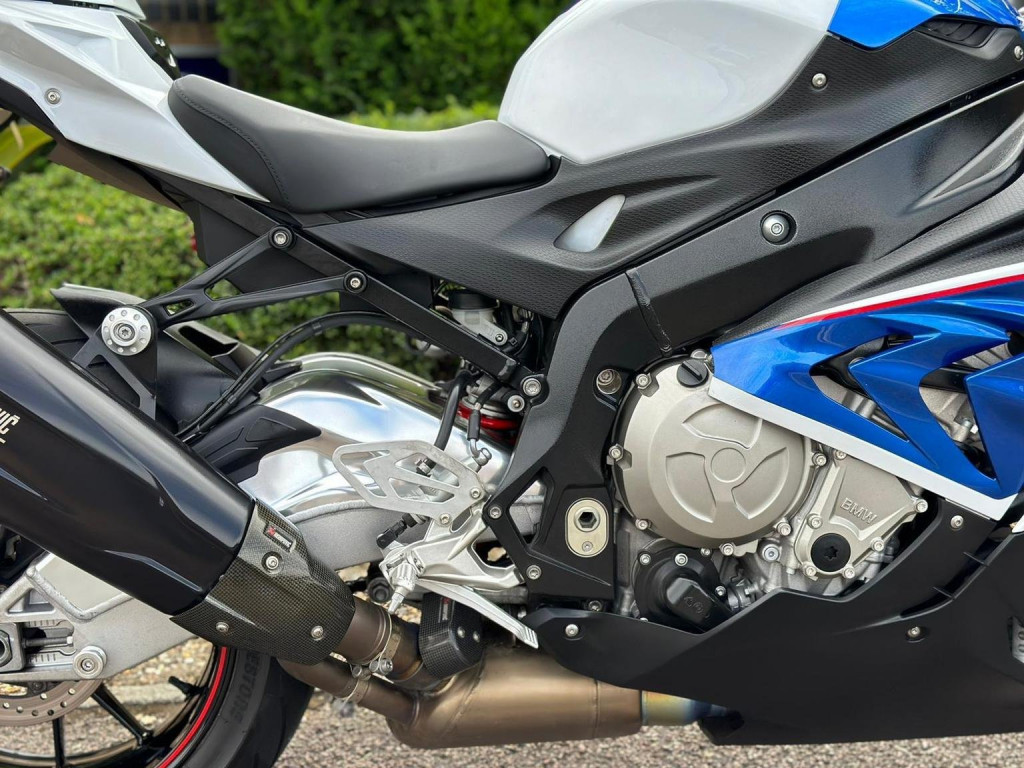 BMW S1000RR