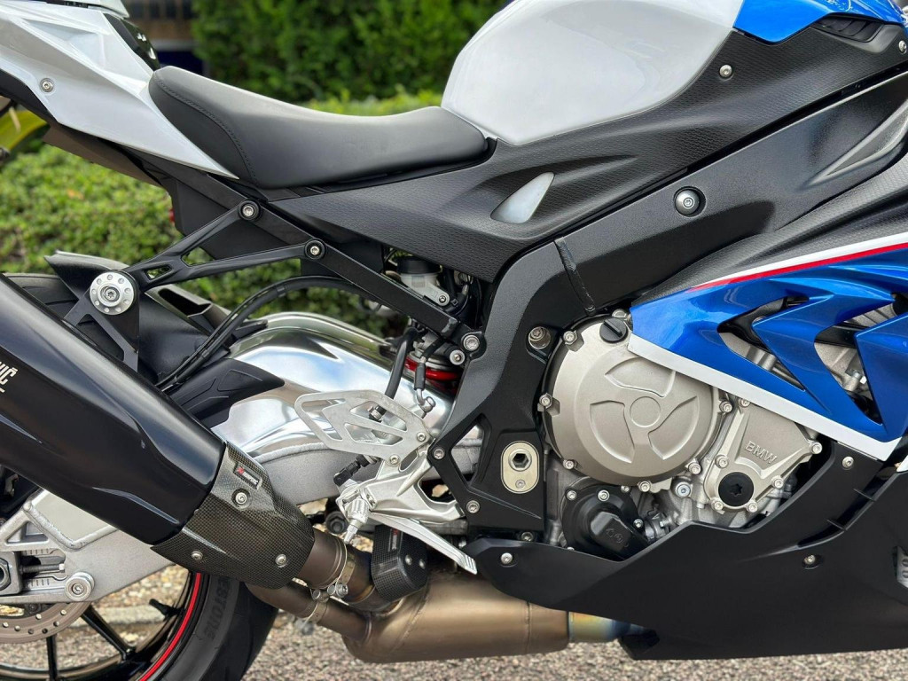 BMW S1000RR