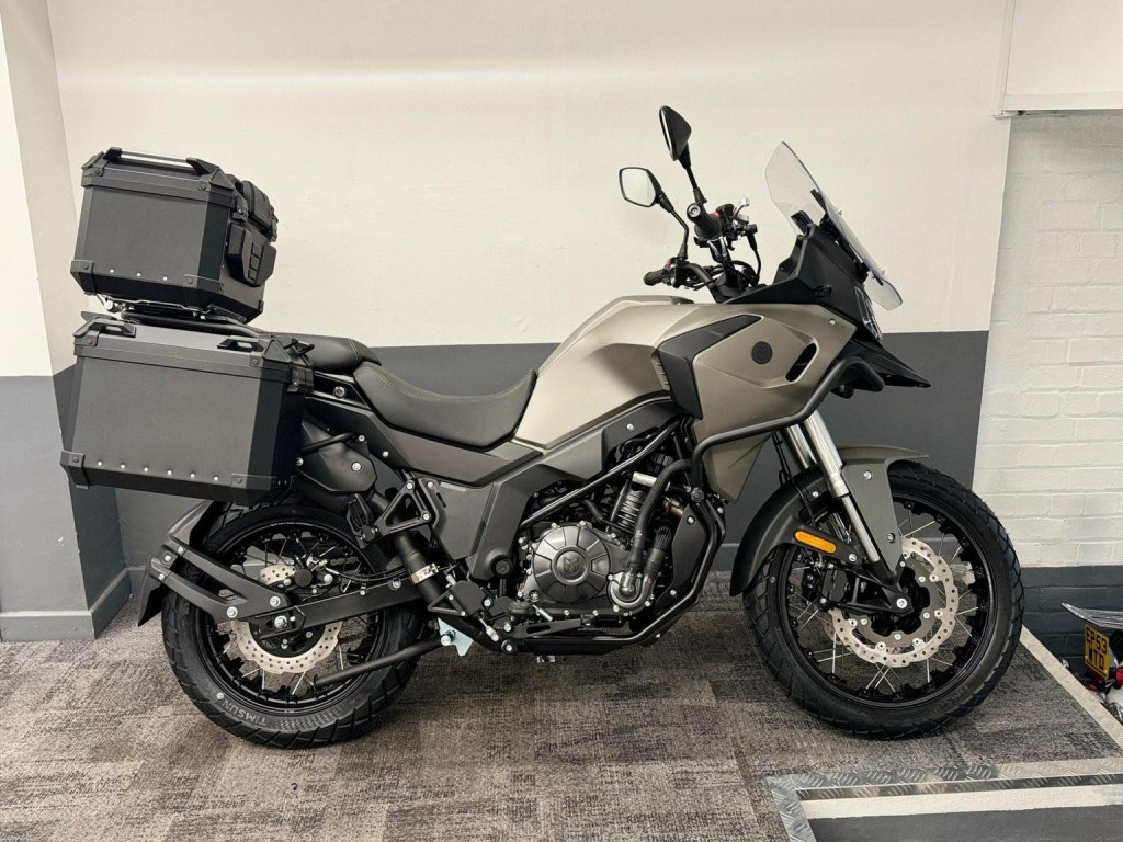MUTT STRAVAIG 401