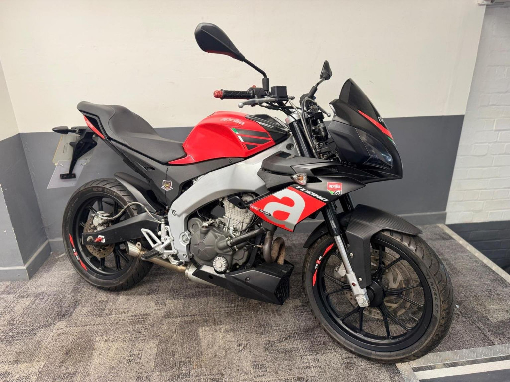 APRILIA Tuono 125