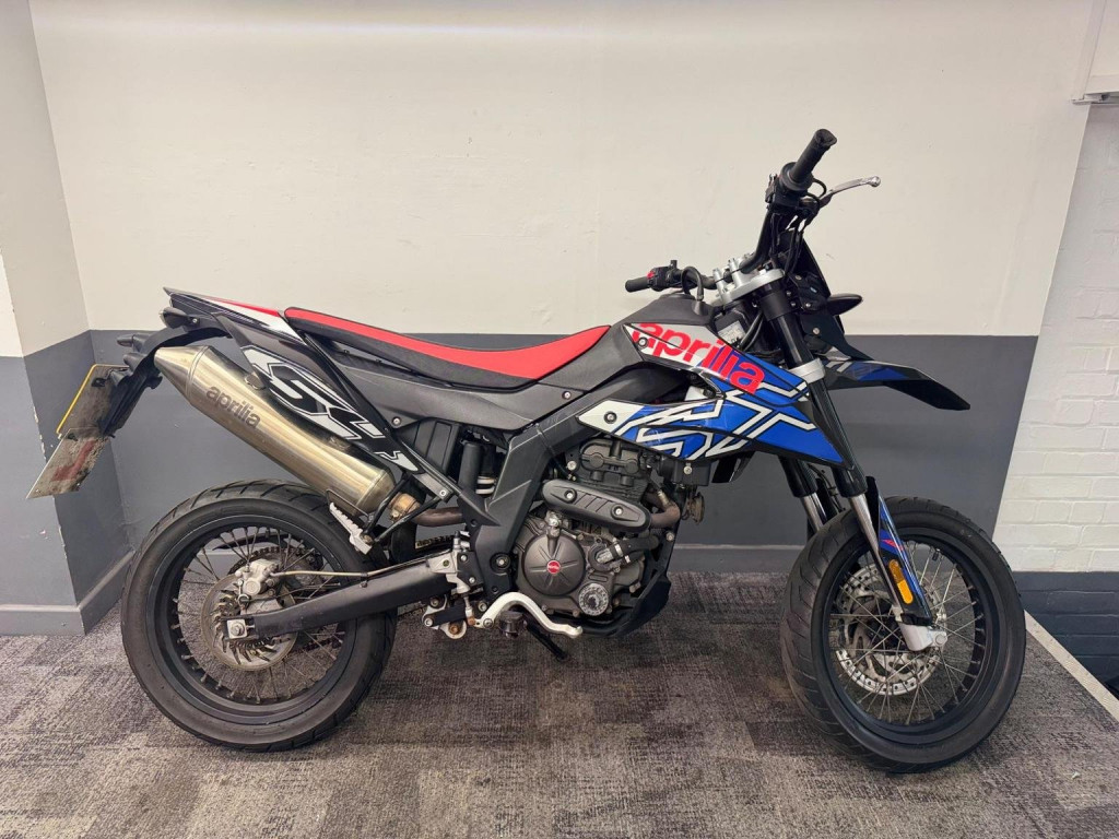 APRILIA SX