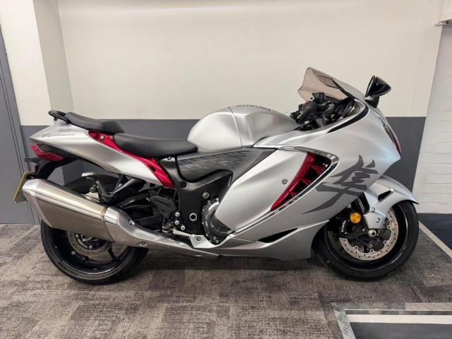 SUZUKI GSX1300R Hayabusa