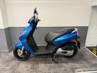 PEUGEOT KISBEE